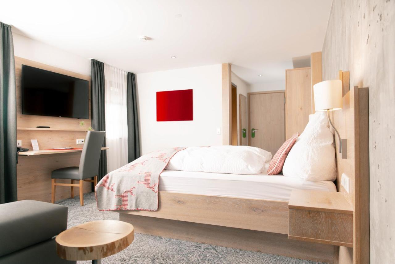 Genusshotel Hirschen - Erholung Im Gruenen Sallneck 외부 사진